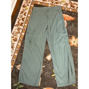American Eagle Cargo Pants Women’s Size 8 Green Wide Leg Utility Pants